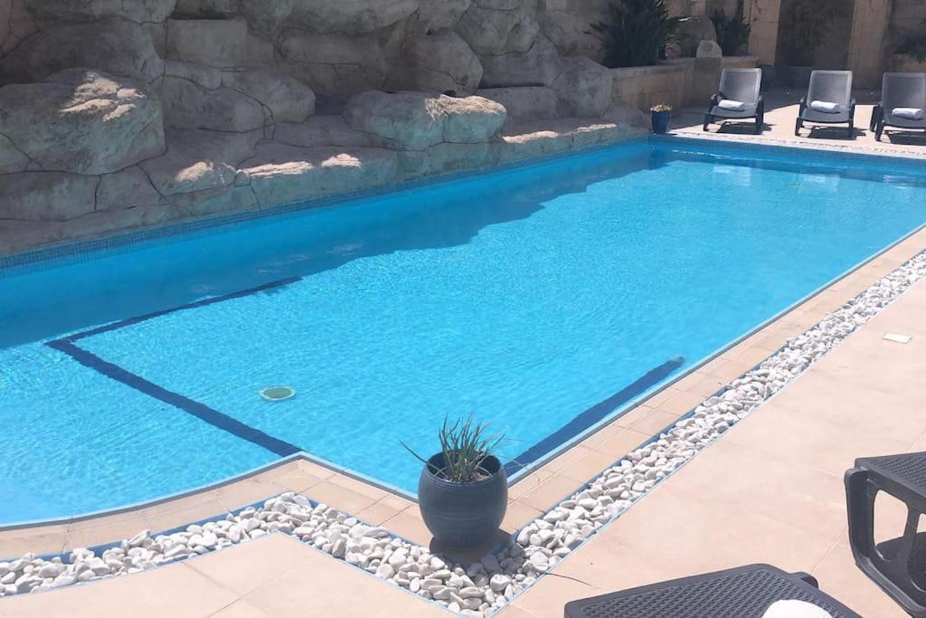 Velver Mansion, Malta - Luxury Villa With Pool Naxxar Exterior foto