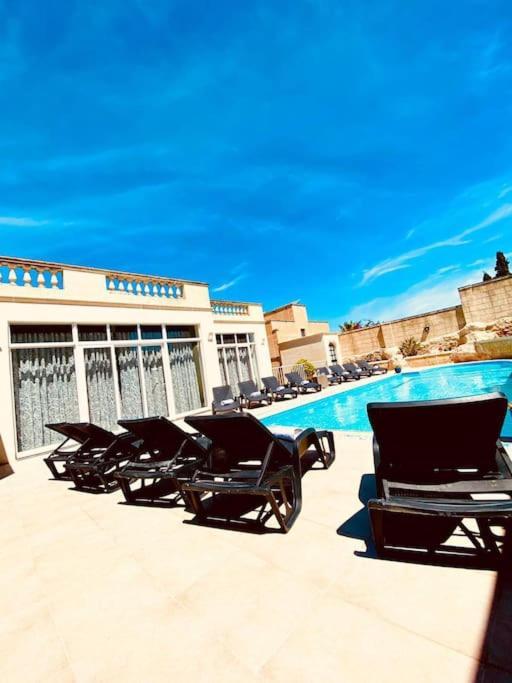 Velver Mansion, Malta - Luxury Villa With Pool Naxxar Exterior foto