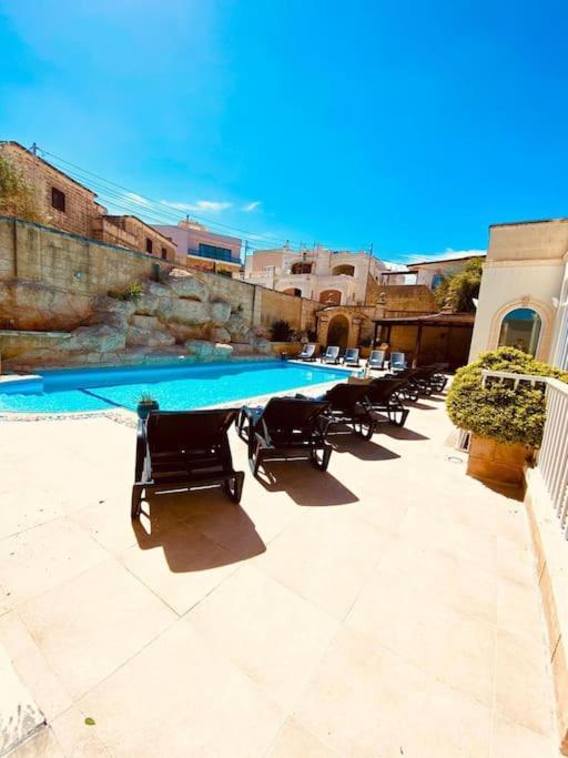 Velver Mansion, Malta - Luxury Villa With Pool Naxxar Exterior foto