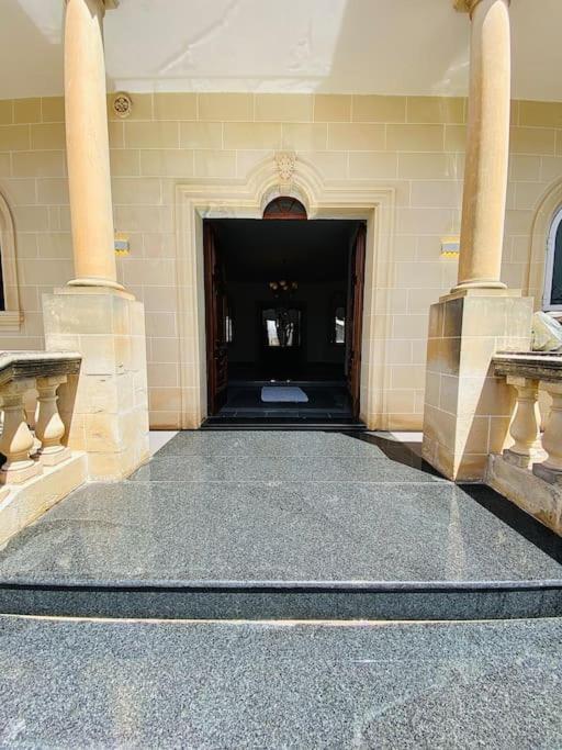 Velver Mansion, Malta - Luxury Villa With Pool Naxxar Exterior foto